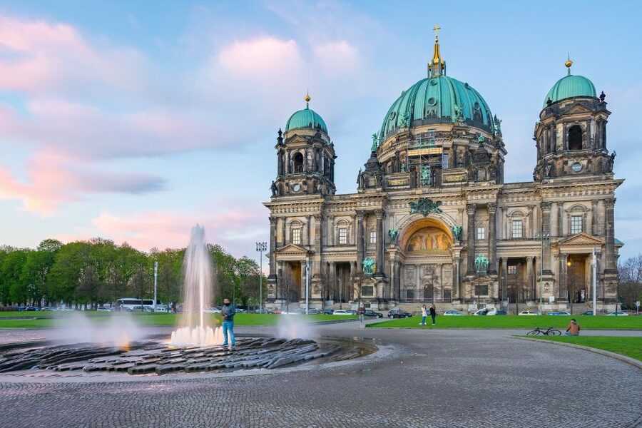 Best Berlin Shore Excursion from Warnemunde or Rostock Port - Charlottenburg Palace and Berlin’s western side