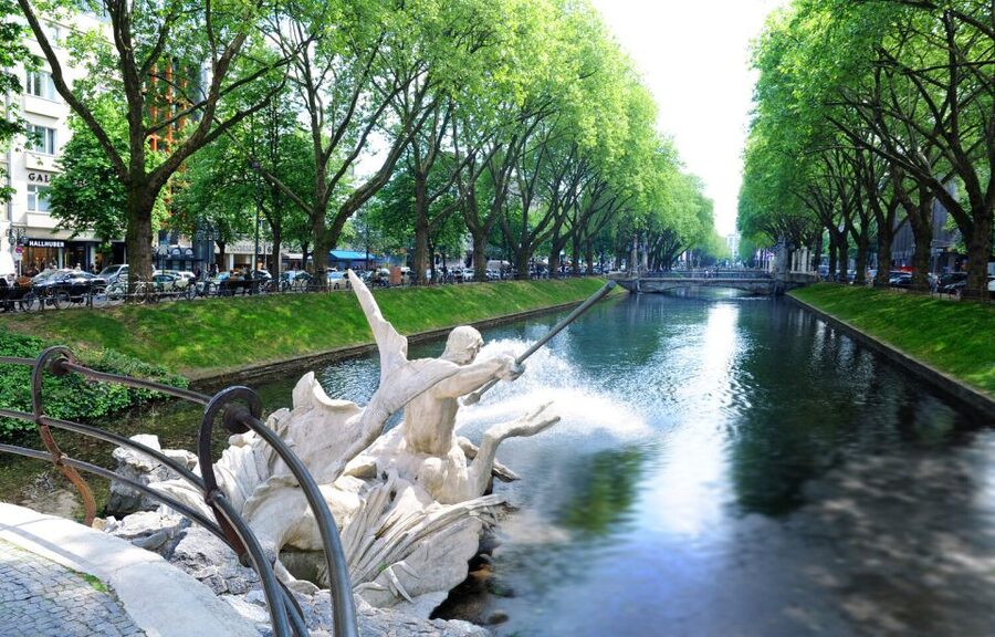 Best of Düsseldorf – The Highlight-Tour - Seeing Königsallee as Düsseldorf’s grand boulevard