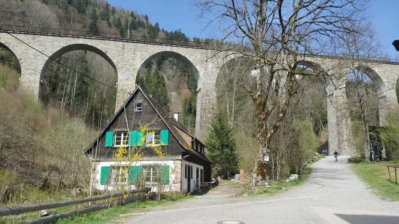 Black Forest: Ravenna Gorge Hike, Self-Guided - Returning to Hinterzarten for food and shopping