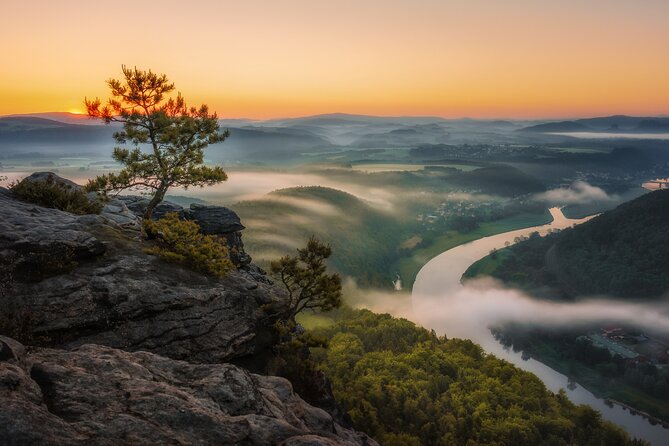 Bohemian and Saxon Switzerland All inclusive trip - Hiking Tour - The two-kilometer walk to Pravčická Gate