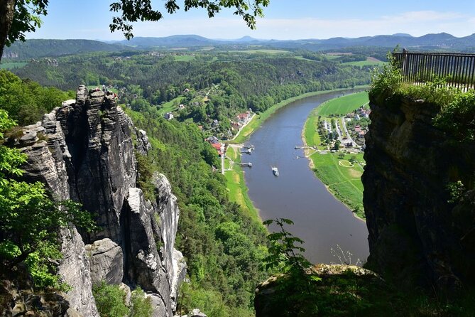 Bohemian & Saxon Switzerland Nature Escape from Dresden - Pravčická Gate and the long approach