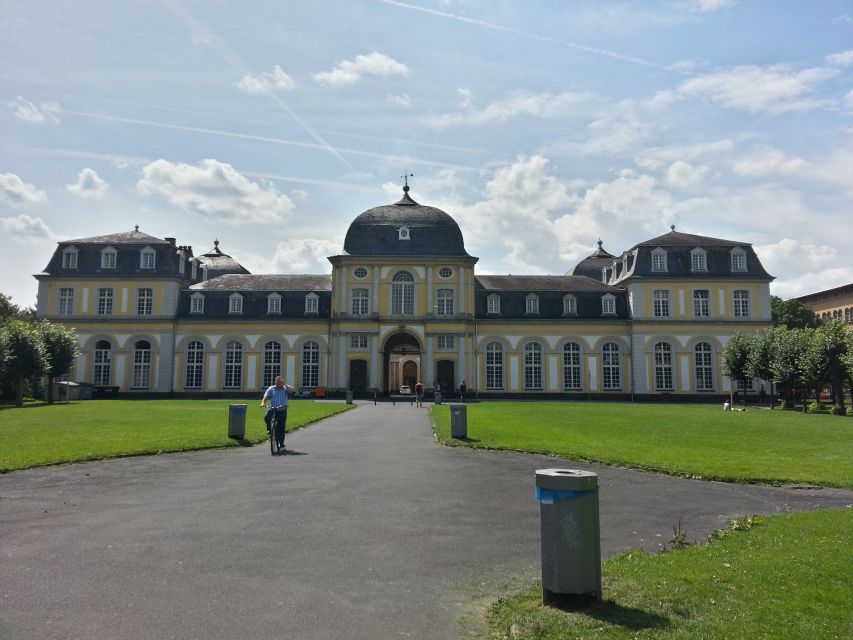Bonn: 3,5 hours Guided Bike Tour - Why a bicycle makes sense in Bonn