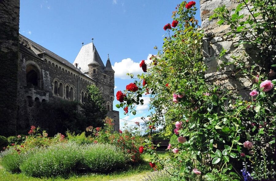 Braunfels: Guided Tour of the Fairytale Castle Braunfels - The Knight’s Hall and centuries of armor