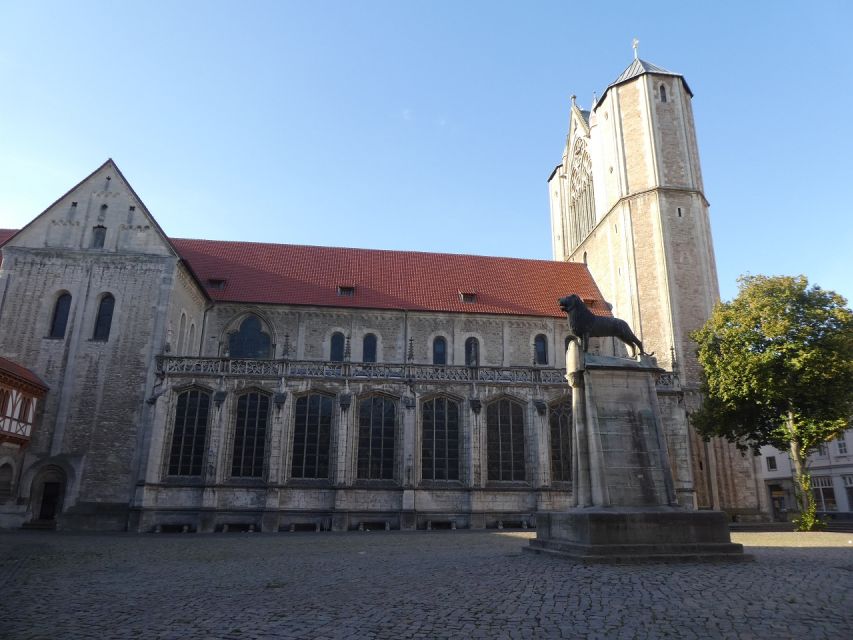 Braunschweig: Private City Walking Tour with Certified Guide - From the Town Hall to Magniviertel