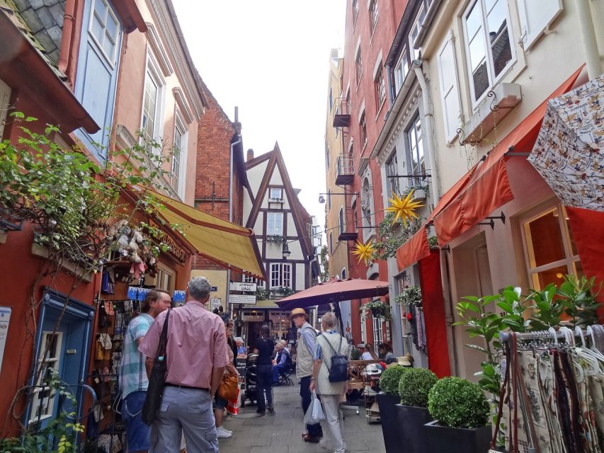 Bremen: City Center Guided Walking Tour - Weather, timing, and practical comfort