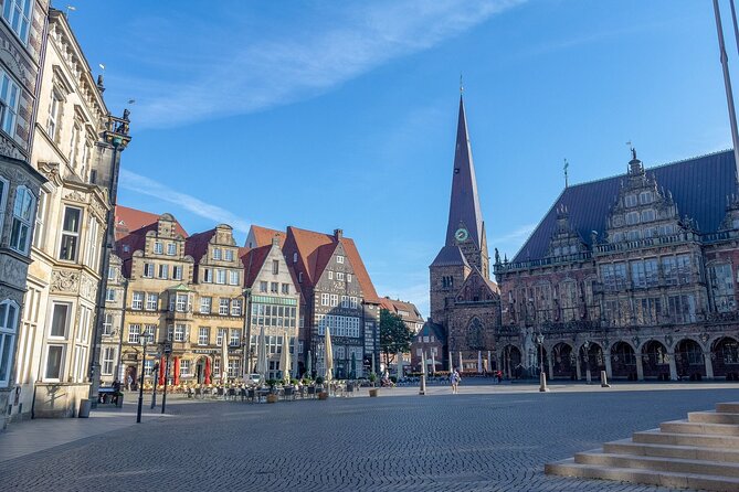 Bremen: Private Walking Tour with a Professional Guide - Finding the Bremen Town Musicians