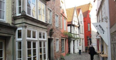 Walking Tour of Historic Schnoor District