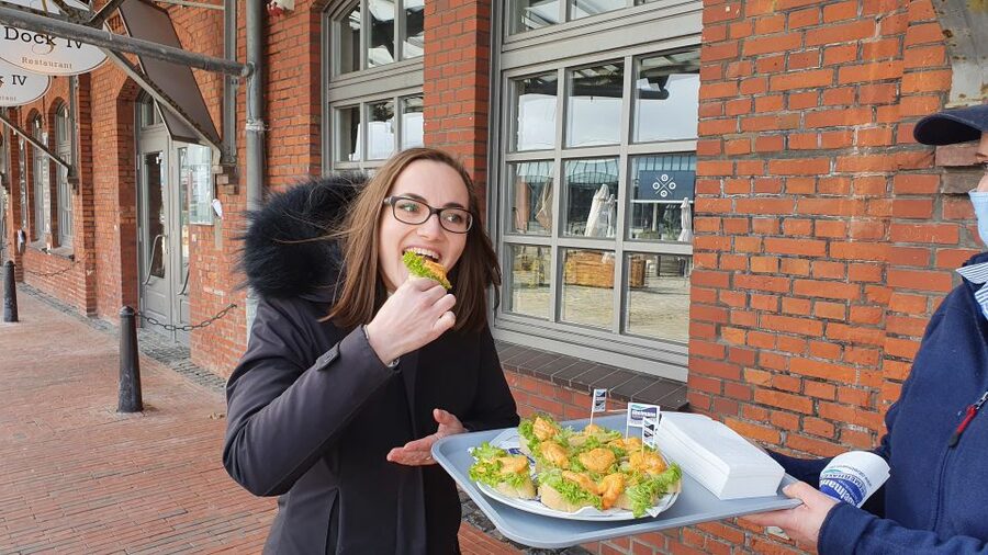 Bremerhaven: Fish Bite Guided Walking Tour - Why Bremerhaven’s Fishing Port makes a good food tour setting