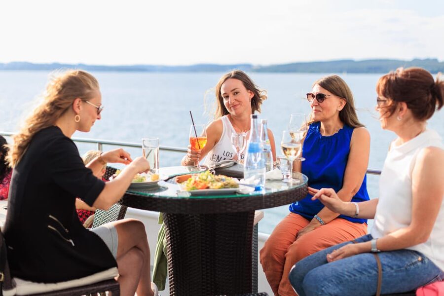 Brombachsee: Ship Tour on the Trimaran "MS Brombachsee" - Choosing among the five landing points