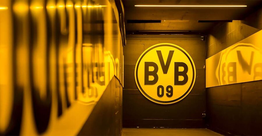 BVB Signal Iduna Park: Stadium Access and Self-Guided Tour - Inside the players’ dressing room