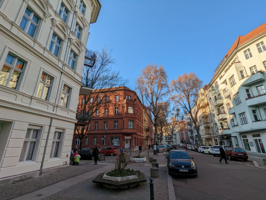 Charlottenburg: 2-Hour City Walking Tour - Why Charlottenburg makes a fine Berlin walking district