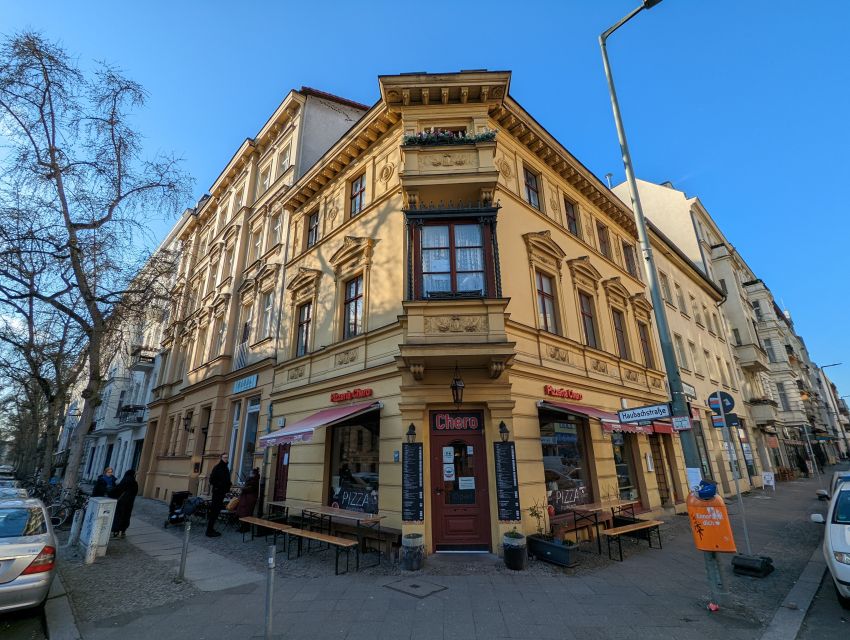 Charlottenburg: 2-Hour City Walking Tour - Heinrich Zille and the working-class city