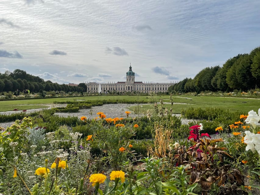 Charlottenburg Palace with an excursion to Potsdam - Sanssouci and the walk through the gardens