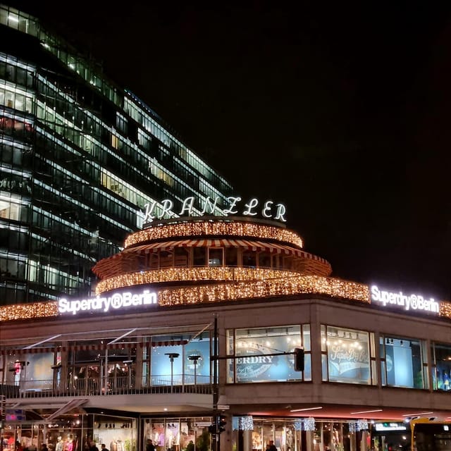 Christmas market lights tour bus through Berlin, free mulled wine (2.5 hours) - Seeing Berlin’s Christmas season from a warm seat