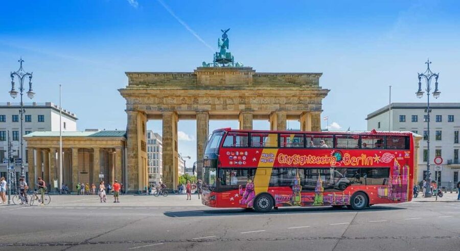 City Sightseeing Berlin: HOHO Bus - All Lines (A+B) & Icebar - The B-Tour: Wall history and East Berlin