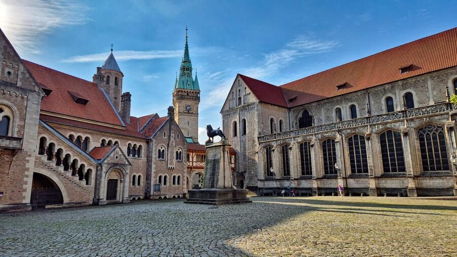 City tour Braunschweig: diverse and full of surprises. - Happy Rizzi House: an unusual first surprise