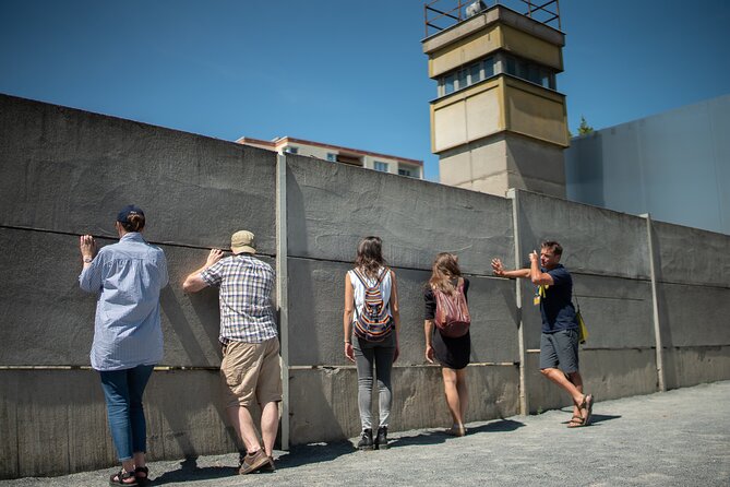Cold War, Berlin Wall, Spies and the East Side Gallery - Key things to know before booking
