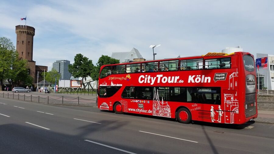 Cologne: 24h Hop-On Hop-Off Sightseeing Bus Ticket - Lanxess Arena, Odysseum, and Köln Arcaden