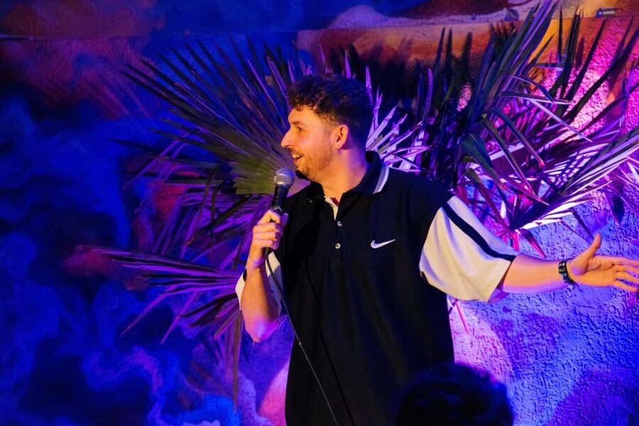 Cologne: Best Stand-up-Comedy with laugh guarantee - Why the club atmosphere adds value