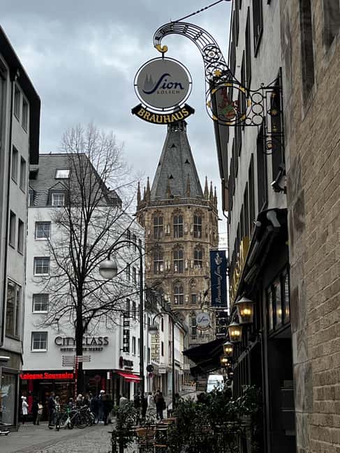 Cologne: Brewery Tour with Beer Tasting and Halven Hahn - The Halve Hahn surprise