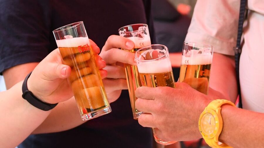 Cologne: brewhouse tour with kölsch tasting - Inside the traditional brewhouses