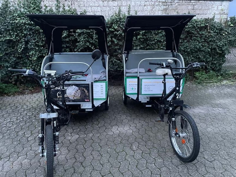 Cologne: Chocolate tasting Tour per Rickschaw - Hohenzollern Bridge and the Rhine views