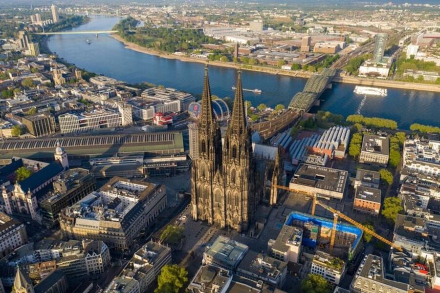 Cologne: Custom Private Walking Tour with a Local Guide - Museum Ludwig and the Romano-Germanic Museum