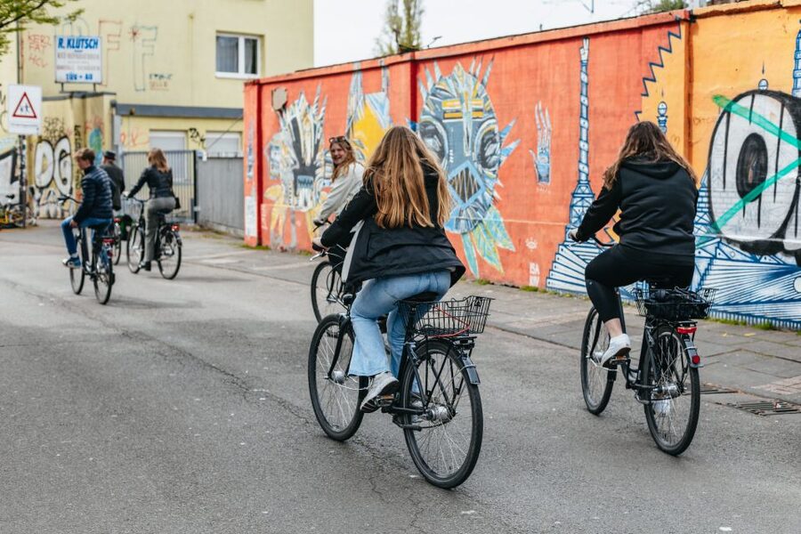 Cologne: Ehrenfeld Street Art Bike Tour - Eigelstein and the first look at local street art