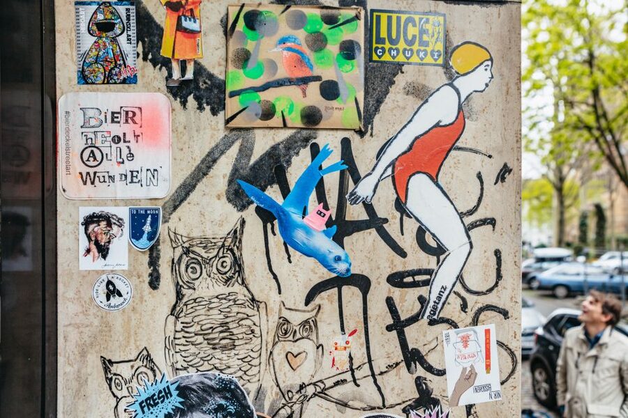 Cologne: Ehrenfeld Street Art Bike Tour - Ehrenfeld, studios, and the café break