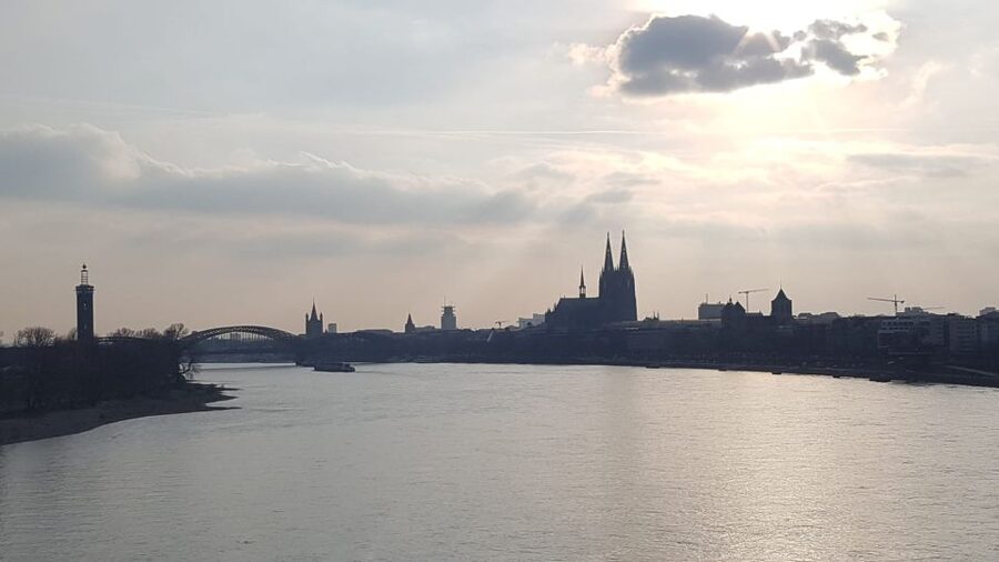 Cologne: Guided E-Bike Panorama Tour - Eigelstein and St. Agnes: Cologne beyond the Cathedral