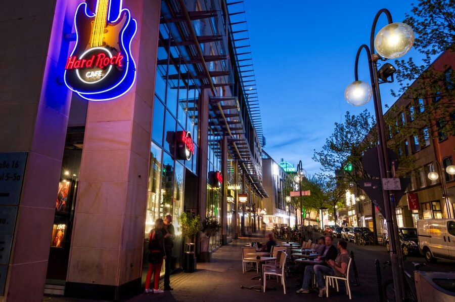 Cologne: Hard Rock Cafe with Set Menu for Lunch or Dinner - Key points to know before booking