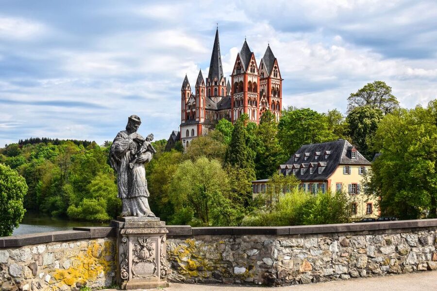 Cologne & Limburg Full-Day Tour - Why the Cologne and Limburg pairing works