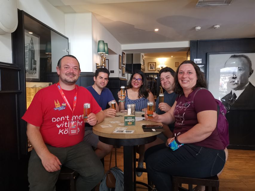 Cologne: Old Town Beer History Tour - Guides shape the evening