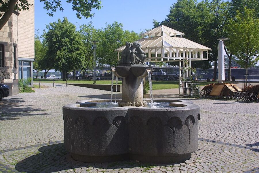 Cologne: Old Town Historical Walking Tour with GEO Epoche - St. Kolumba and Cologne’s layered past