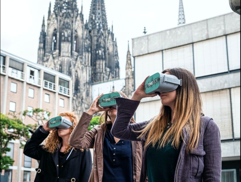 Cologne: Old Town Virtual Reality Walking Tour - Starting at TimeRide and setting the pace