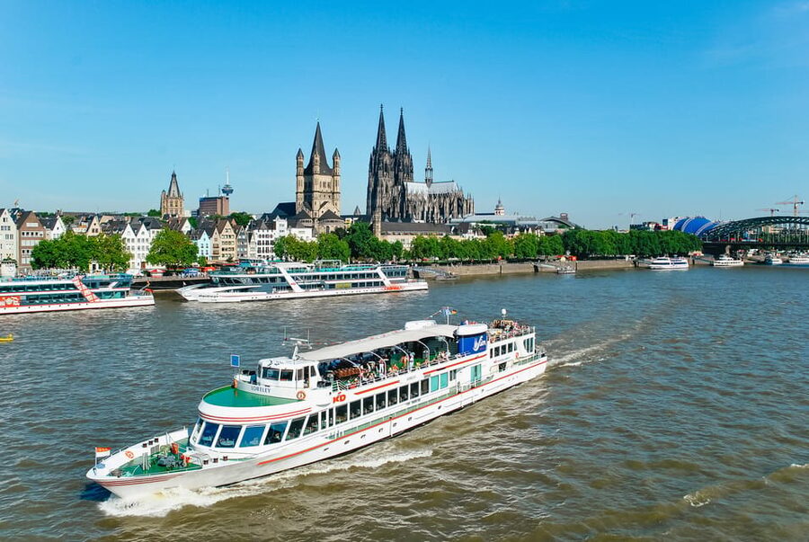 Cologne: Panoramic City Cruise - Timing matters more than you might expect