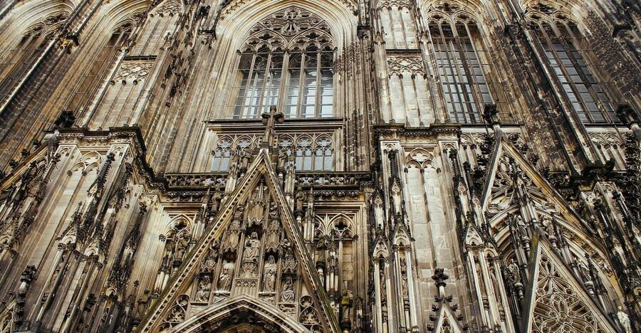 Cologne: Private Tour with a Local - What the two-hour tour can realistically do