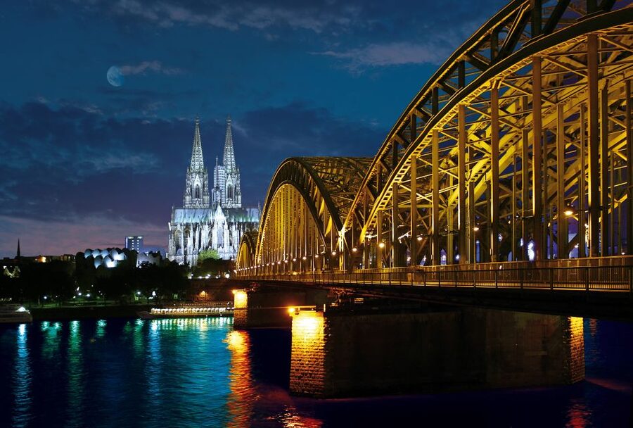 Cologne: Private Walking Tour of City Center - Rhine views from Hohenzollern Bridge