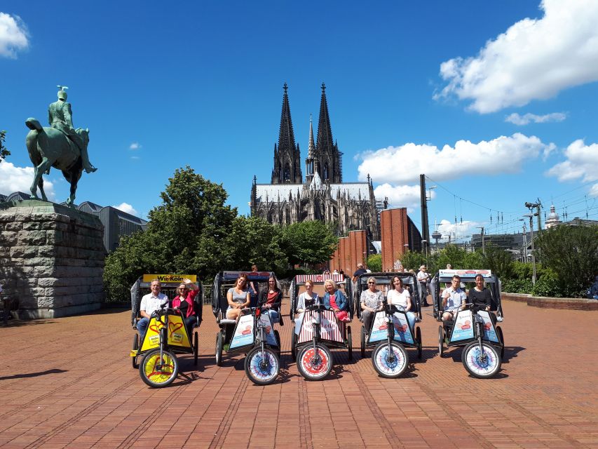 Cologne: Rickshaw Sightseeing Tour - Private groups, seating, and accessibility