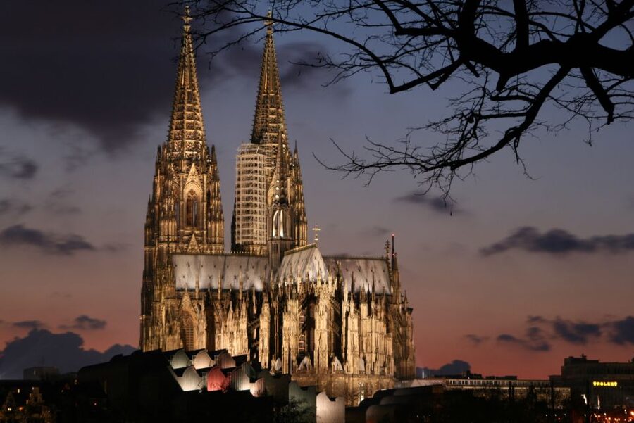 Cologne: Sagen- und Histörchentour in German - The devil, Meister Gerhard and a corrupt mayor