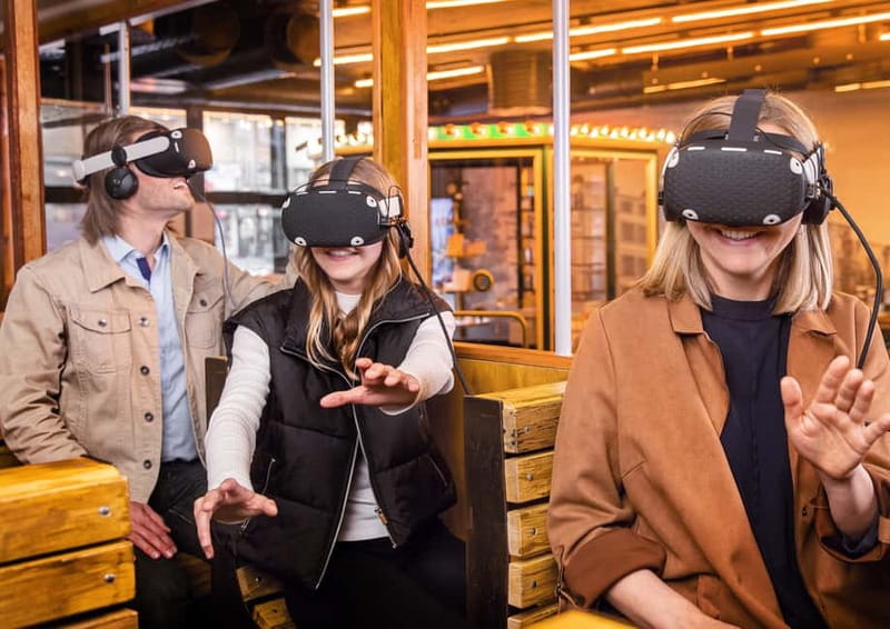 Cologne: Virtual Reality Time Travel Experience Ticket - The hatter’s shop gives the story a human touch