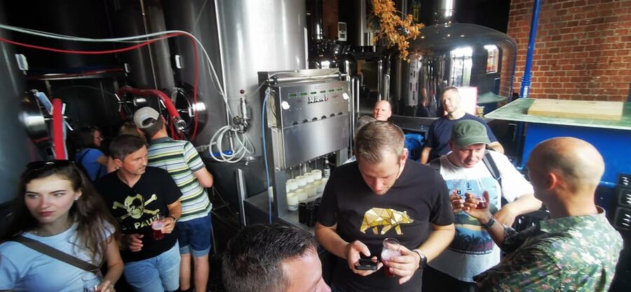Craft beer tour/beer tour Hamburg - A 75-minute stop with more than 250 beers