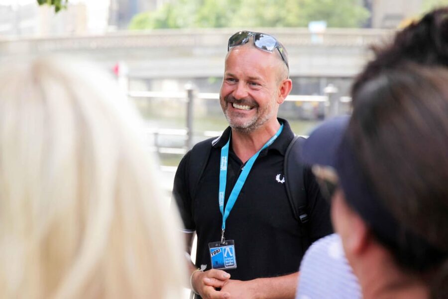 Discover Berlin Express Tour: 2hr Highlights - Key points at a glance