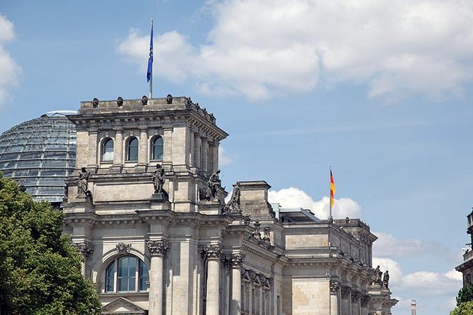 Discover Berlin Half-Day Walking Tour - Brandenburg Gate, Pariser Platz, and the Reichstag