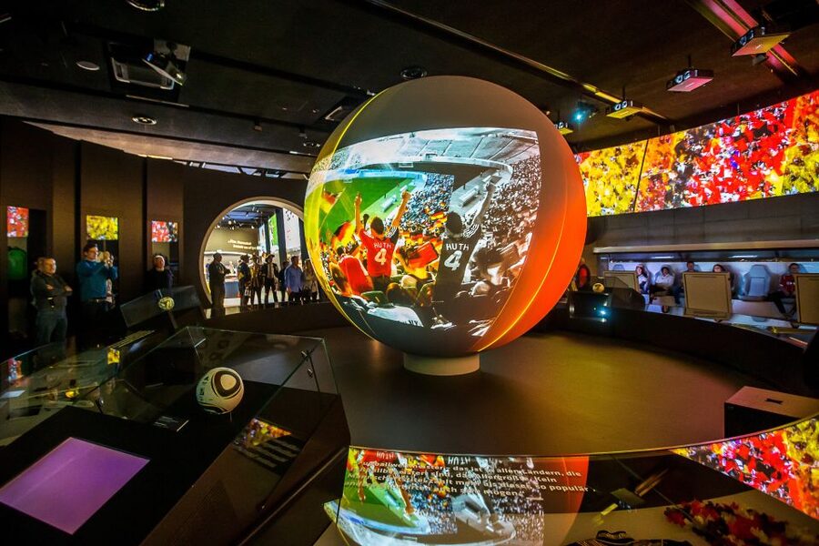 Dortmund: German Football Museum - Meeting the 2014 world champions in 3D