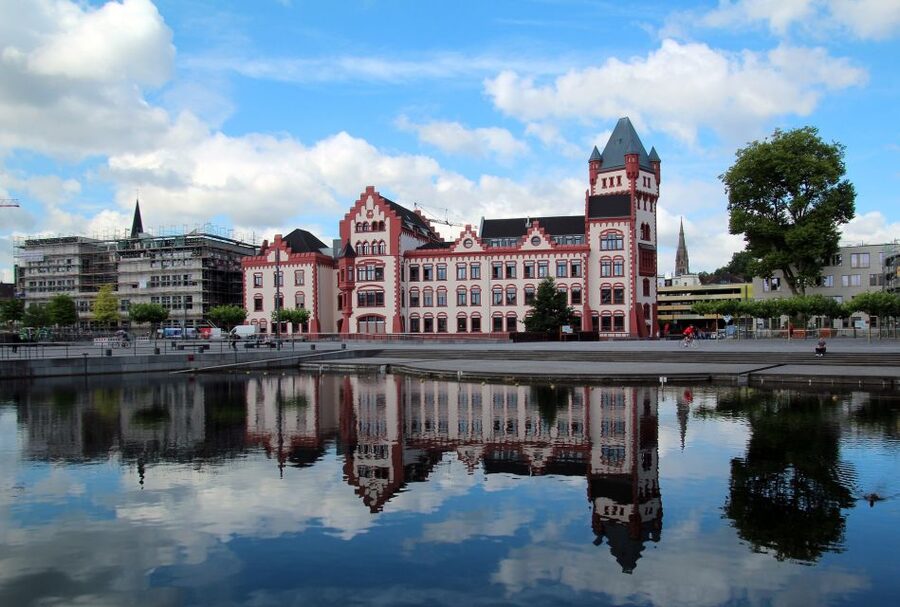 Dortmund: Guided Walking Tour with a Local - What this Dortmund walk is really for