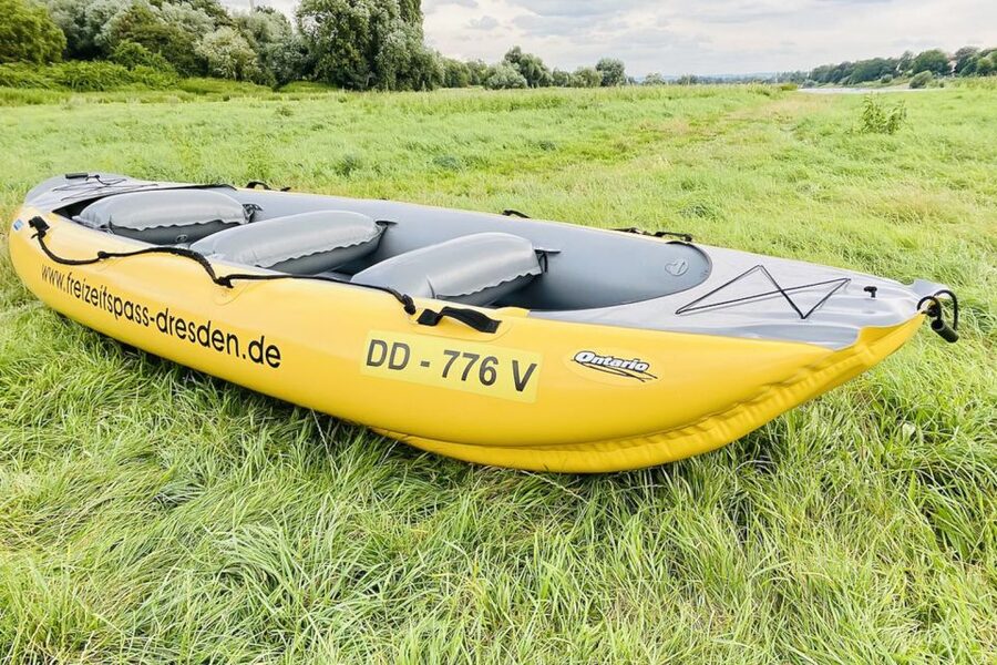 Dresden: Bootstour mit dem Schlauchboot Loschwitz - Radebeul - Dresden Old Town opens across the river