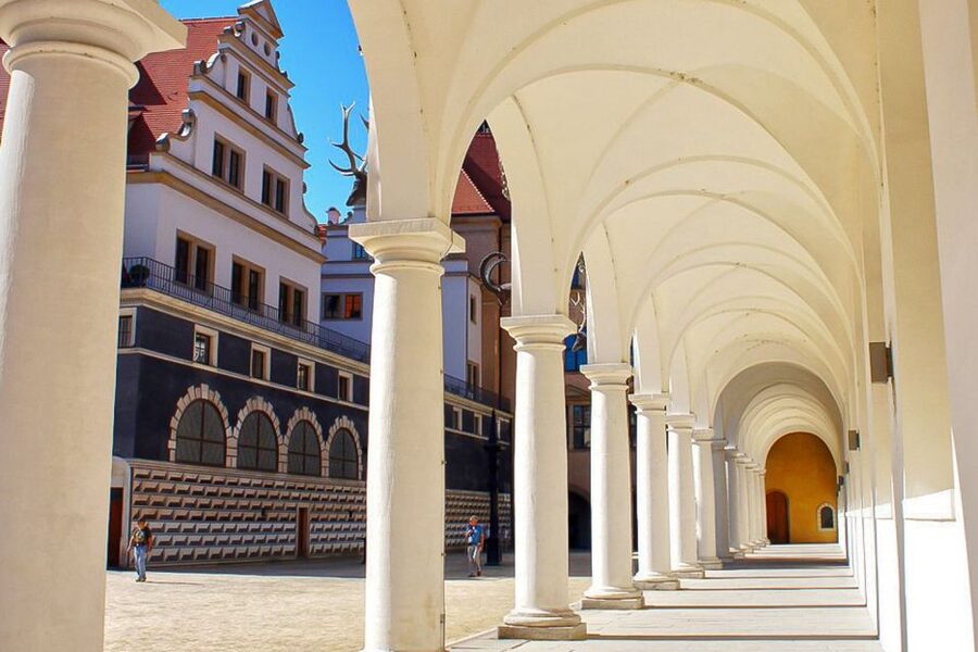 Dresden: City & Semperoper Guided Walking Tour - Entering the Semperoper
