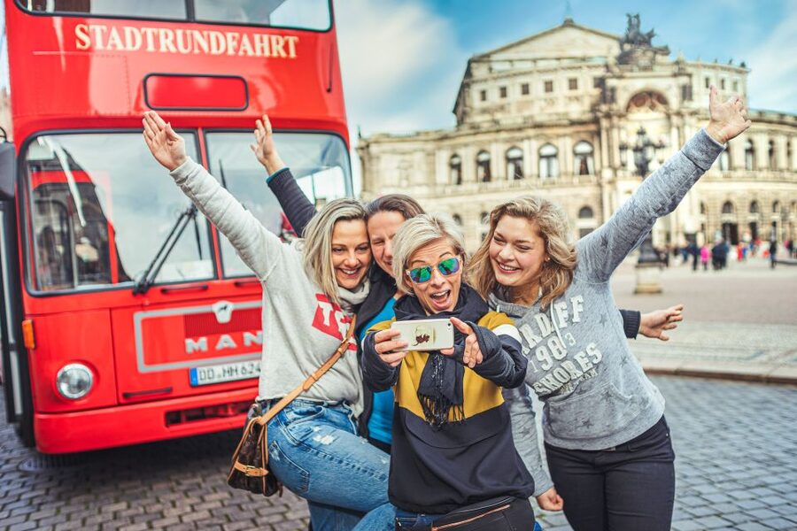 Dresden: City Sightseeing Tour with Live Guide - What the live German guide adds
