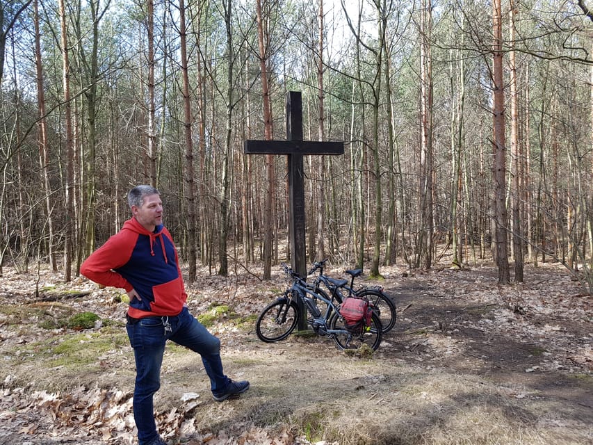 Dresden: E-Bike Tour and Dresden Heath Forest Trails - Riverside cycling back to Neustadt
